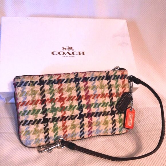 Coach 100% Wool & Leather Hampton Tattersall Multi Plaid Wristlet, EUC